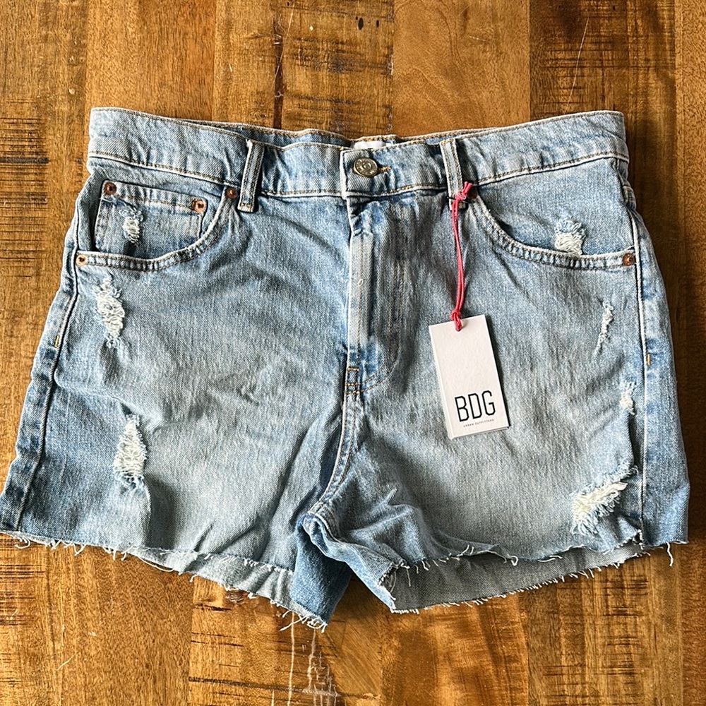 BDG Blue Jean Shorts Light Wash Distressed